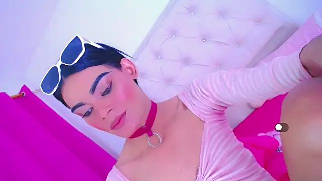 Chat XXX en directo de Theylor_Rouse