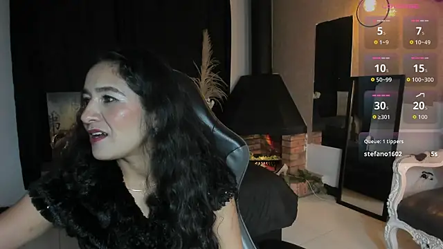 Chat +18 de Vicky_Angeel ao vivo