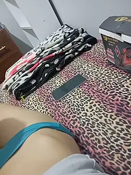 Stelly_love26 Adlı Modelin Canlı XXX Sohbeti
