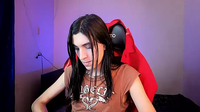 XXX chat uživo modela angelitofemboy