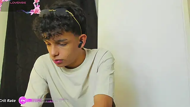 Maxfrost1 Live XXX Chat