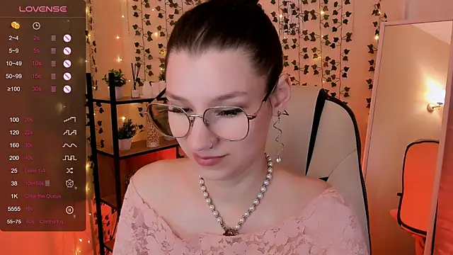 LinaBlossom_'s Live XXX Chat