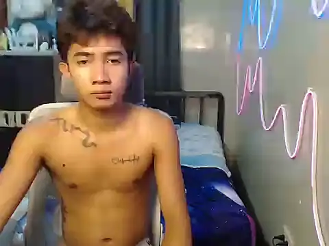 Ur_hottestjonny 现场XXX聊天