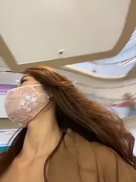 kiss_loo Adlı Modelin Canlı XXX Sohbeti
