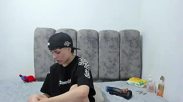 Bruno_Cruzz Live XXX-Chat