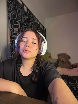 Ema_kraus Live XXX-Chat