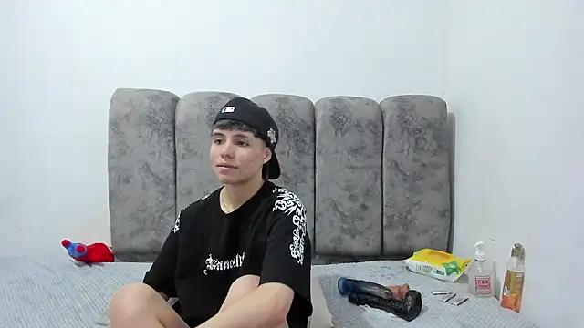 Bruno_Cruzz's Live XXX Chat
