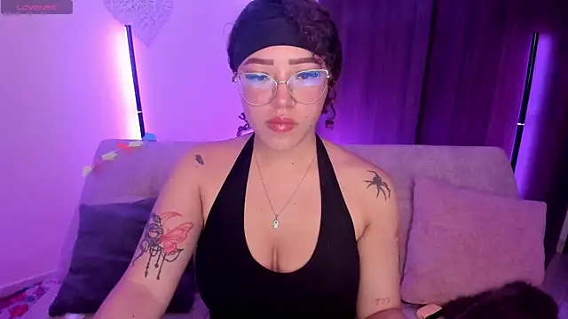 צ'אט XXX בשידור חי של liz_martins1
