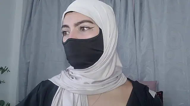 Czat XXX na żywo – jade_nassar