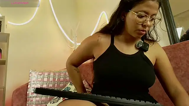Chat +18 de Megaan_Greey ao vivo