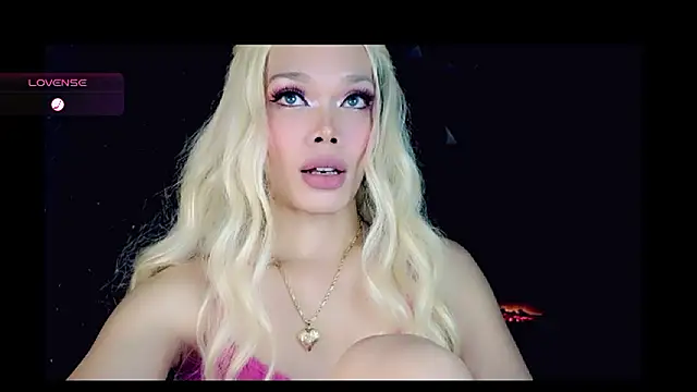 YOURHOT_STUFF's Live XXX Chat