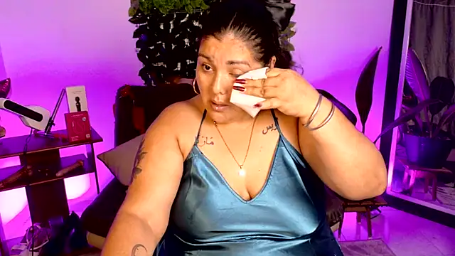 AndreaKinky's Live XXX Chat