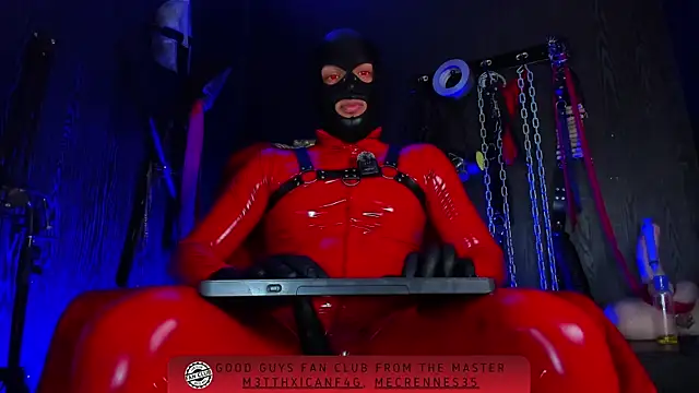 Master_Connor_BDSM 即時 XXX 聊天