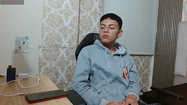 Онлайн чат XXX Brac_tay
