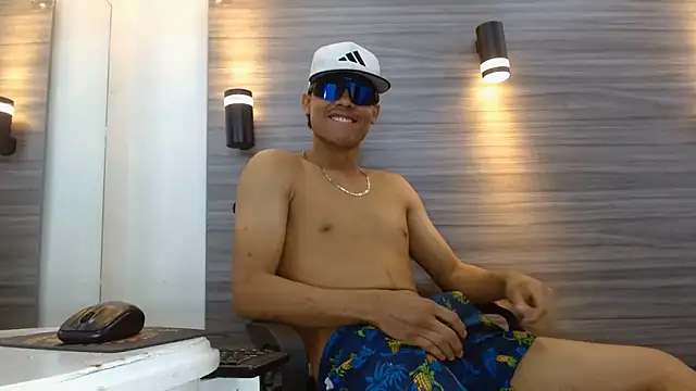 LeleHott01's Live XXX Chat