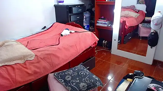 MariamGray1 现场XXX聊天