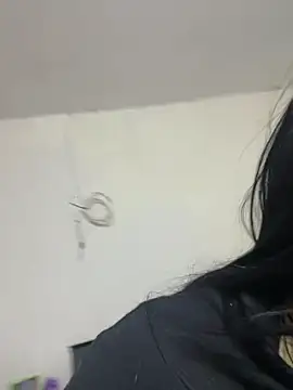 alissonfernandez_ élő XXX-chatje