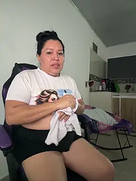 Chat XXX en directo de Lovelipsbig