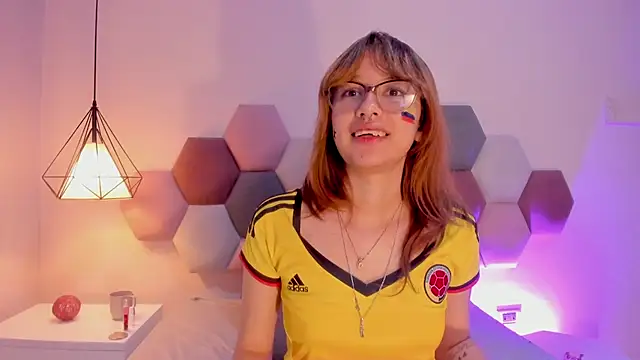ValeryBlackk Chat XXX in diretta