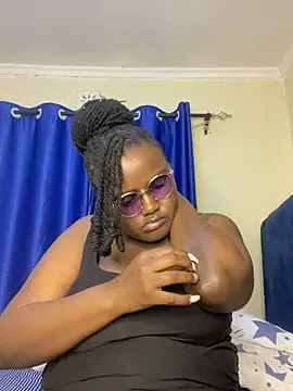 Busty_Bambii254's Live XXX Chat