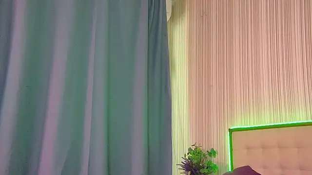 RubyValenのライブXXXチャット