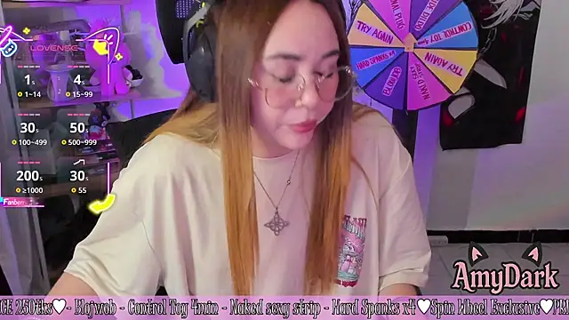 Živý XXX chat _AmyDark