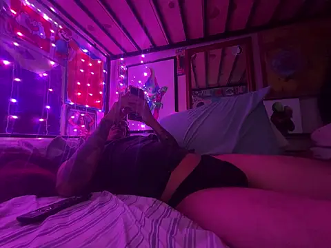 Chat XXX en directo de bigdickkane300