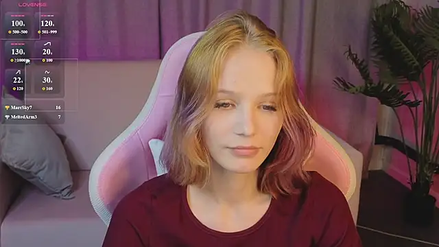Chat XXX en directo de AliceJohansone