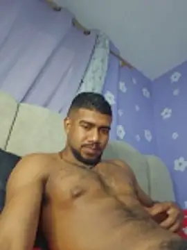 Chatroom XXX en direct de Euse09