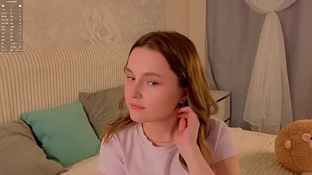 LorriMonz's Live XXX Chat