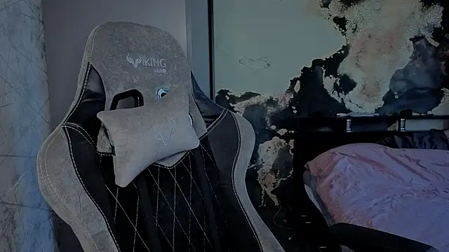 dj_eban_'s Live XXX Chat