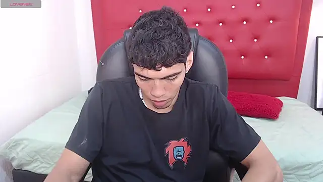 Онлайн чат XXX Hanx_Diincel