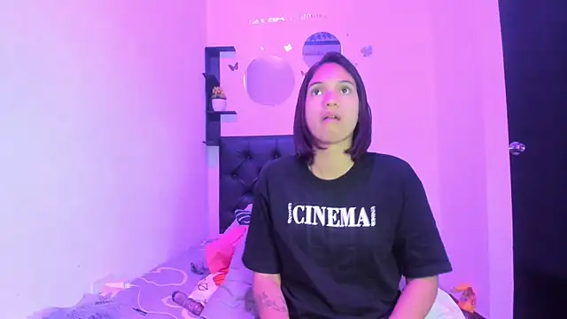 sapphire_brown20 élő XXX-chatje