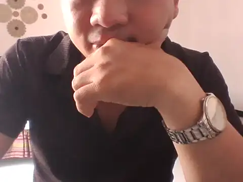 צ'אט XXX בשידור חי של Palatable69-VN
