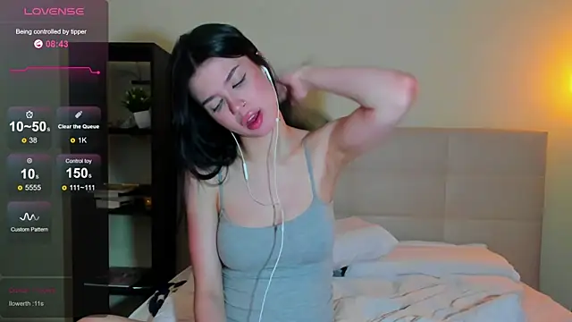 Tune_Godnesss Chat XXX live