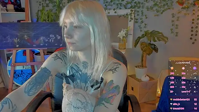 tattoo_art_baby XXX чат на живо