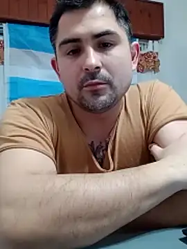 Bradd_32 Live XXX Chat