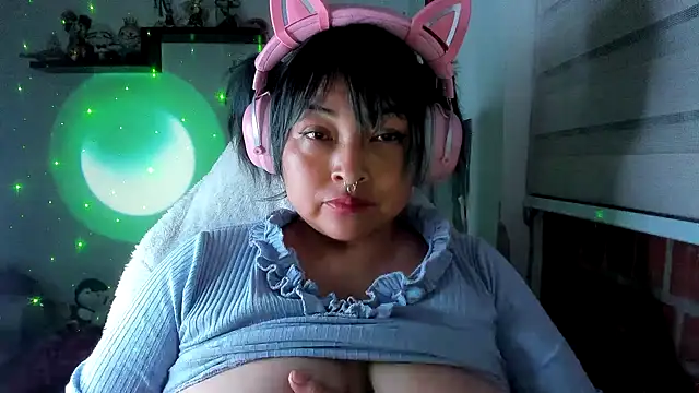 Shaddycute_ live XXX chat