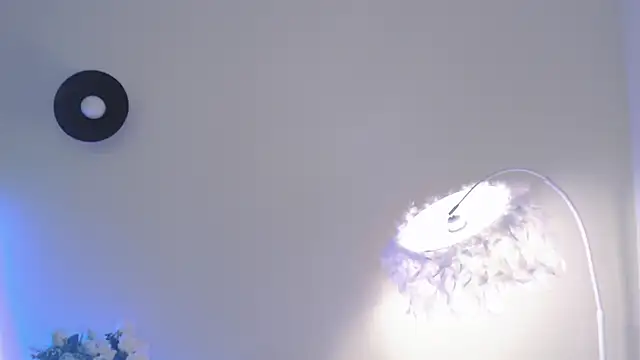 VeliaSai Chat XXX in diretta