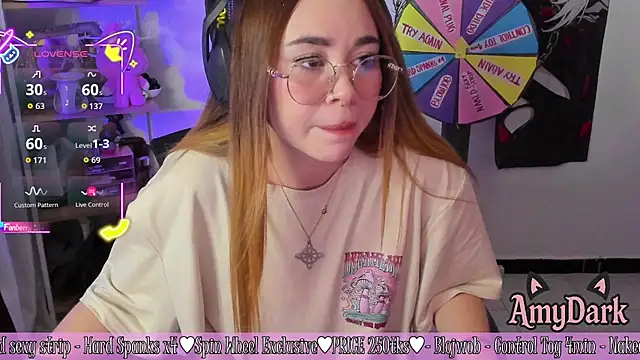 Chat XXX en directo de _AmyDark