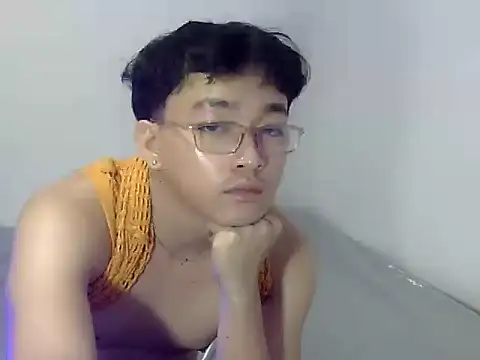 Stud_Aaron 现场XXX聊天