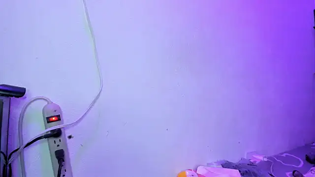 sapphire_brown20 即時 XXX 聊天