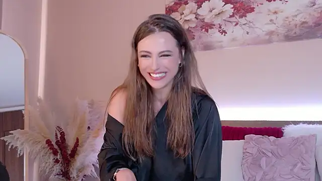 Sienna_Voss Adlı Modelin Canlı XXX Sohbeti