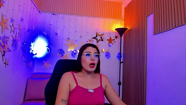 دردشة allison_mc الجنسية المباشرة