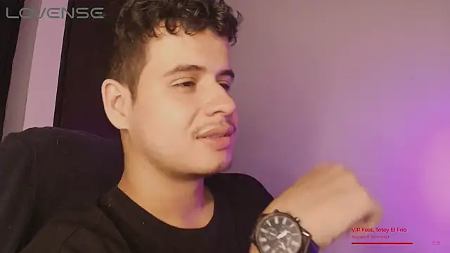 XXX chat uživo modela BjornSteel