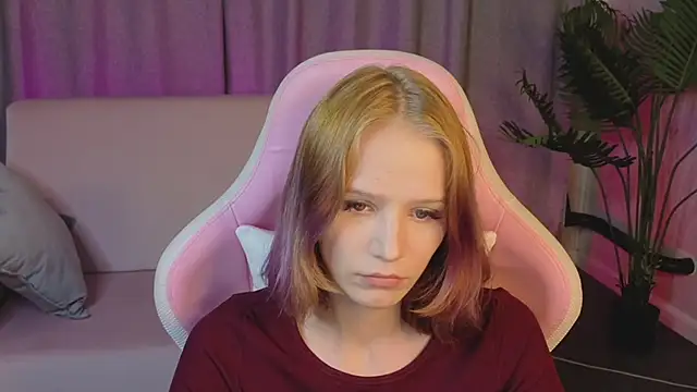 AliceJohansoneのライブXXXチャット