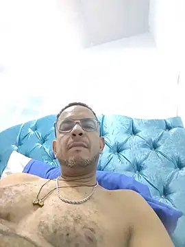 latinmartin73のライブXXXチャット