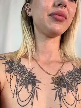 TeaseBabeXXX live XXX chat