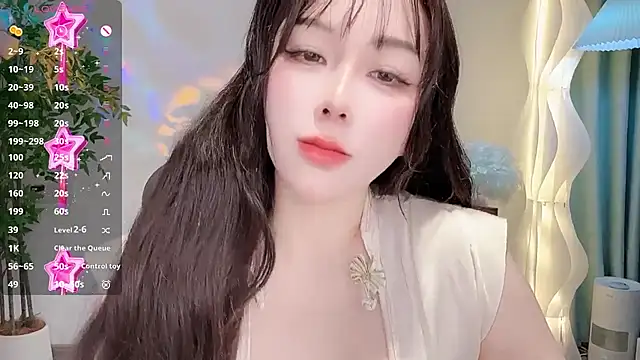 Liz-nn's Live XXX Chat