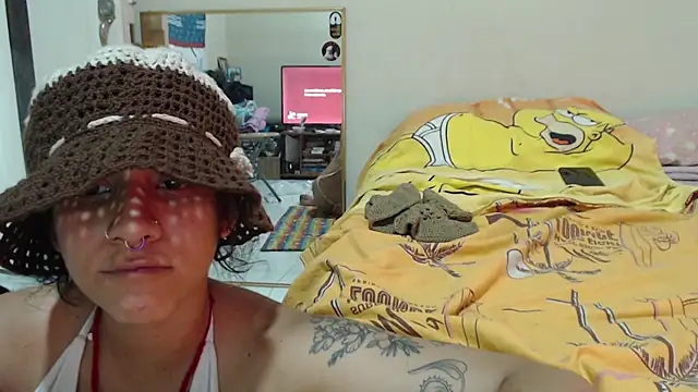 AlinaWoolf_'s Live XXX Chat